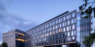 Hines oraz Zeus Capital Management finalizują pierwszą transakcję zakupu biurowca w Warszawie w 2019 roku