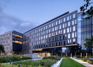 Hines oraz Zeus Capital Management finalizują pierwszą transakcję zakupu biurowca w Warszawie w 2019 roku