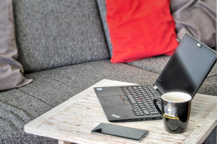 home-office-4954211_1920 home office