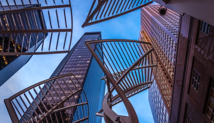 skyscraper-4016229_1920 pink