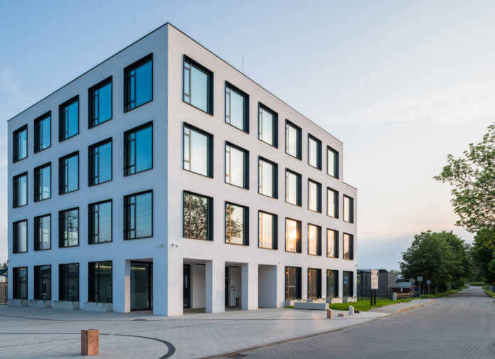 Centrum-Badawczo-Rozwojowe-gprzem-01_m minimalizm
