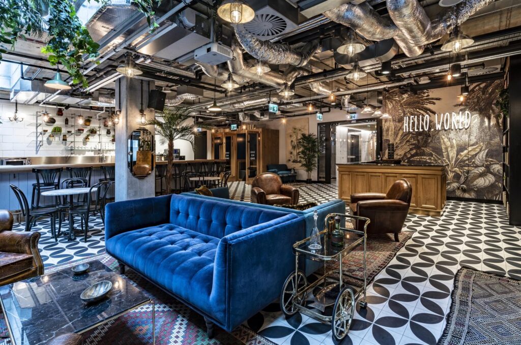 Hub and club