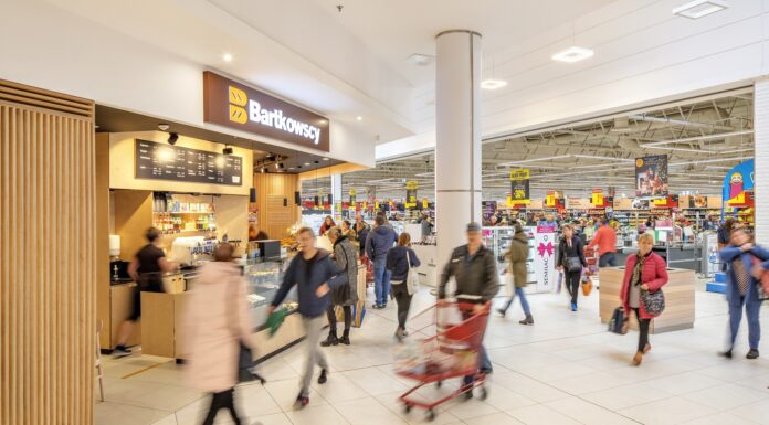 Komentarz: Na wzroście e-commerce skorzystają centra convenience? convenience