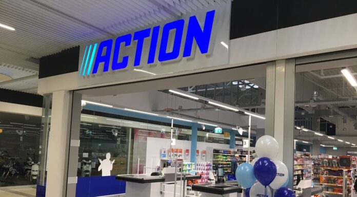 Action wychodzi do Warszawy