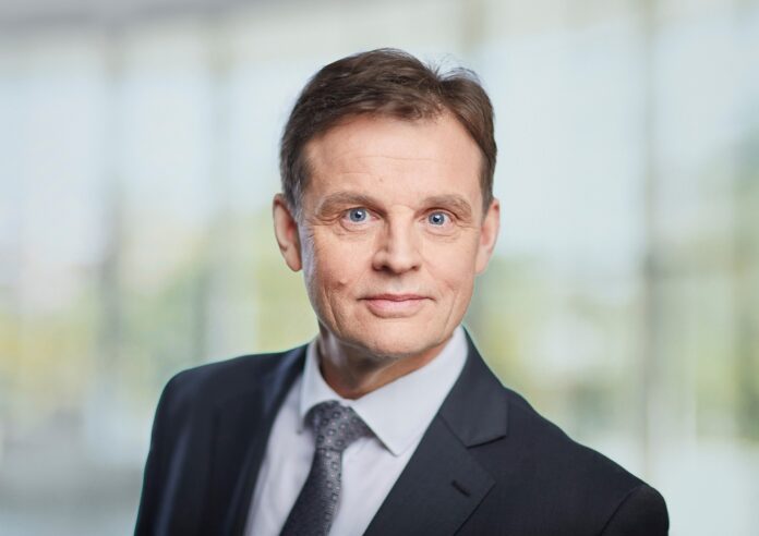 John Palmer_2020_Savills_low res e-commerce