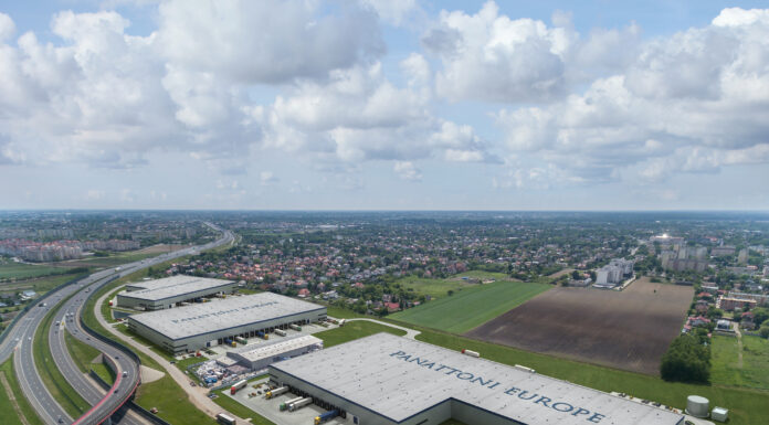 ZING wynajmuje w magazynie Panattoni w pobliżu centrum Warszawy ZING