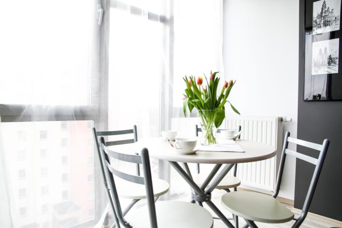 apartment-2094699_1920