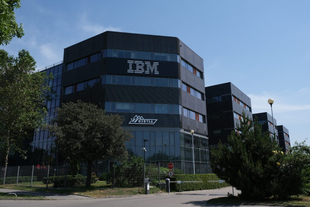 Wojdyła Business Park SA.