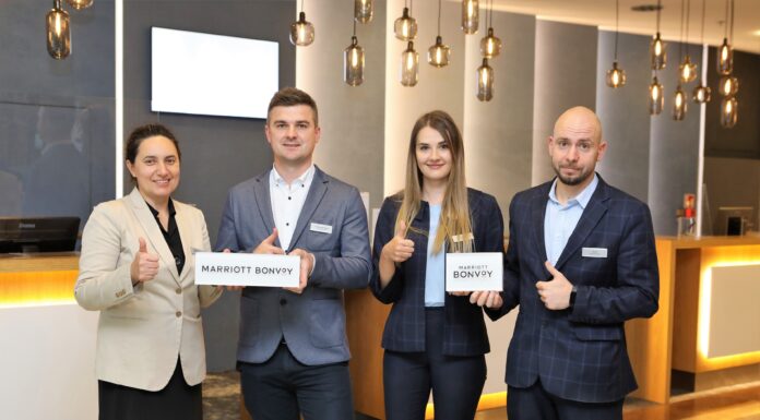 Warszawski Courtyard najlepszy na świecie Courtyard