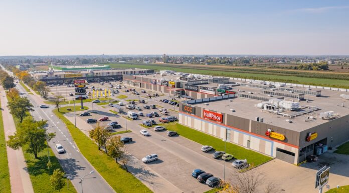 Galeria Różana z intensywnym wzrostem sprzedaży i liczby klientów w porównaniu z 2019 rokiem Galeria Różana