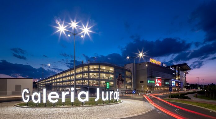 W Jurajskiej otwarto największy sklep HalfPrice w woj. śląskim Jurajskiej HalfPrice