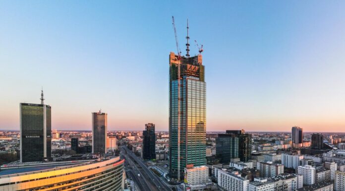 CMS pierwszą w Polsce kancelarią prawną ubiegającą się o certyfikat WELL CMS