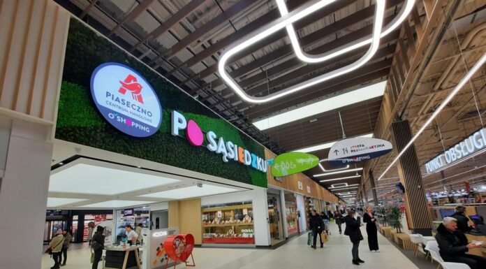 Centrum Handlowe Auchan Piaseczno z odnowionym wnętrzem i znakiem jakości Oshopping Auchan Piaseczno